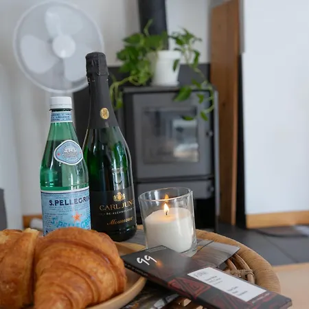 Cozy & Patio In Apartament *