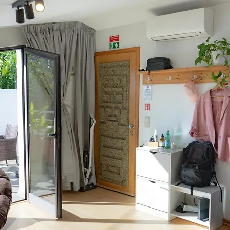 Cozy & Patio In Appartement