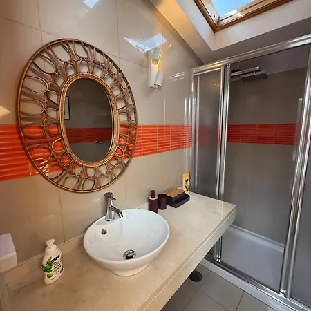 Apartamento Cozy & Patio In Funchal (Madeira)