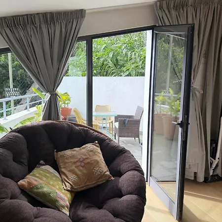 Appartement Cozy & Patio In *